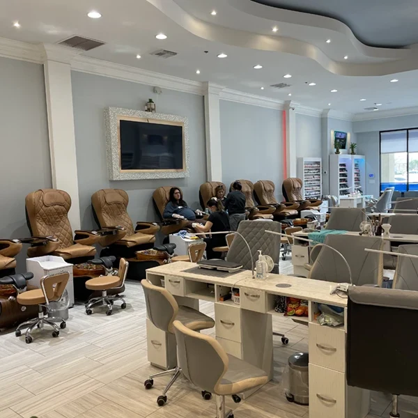 OMAZE NAILS SPA